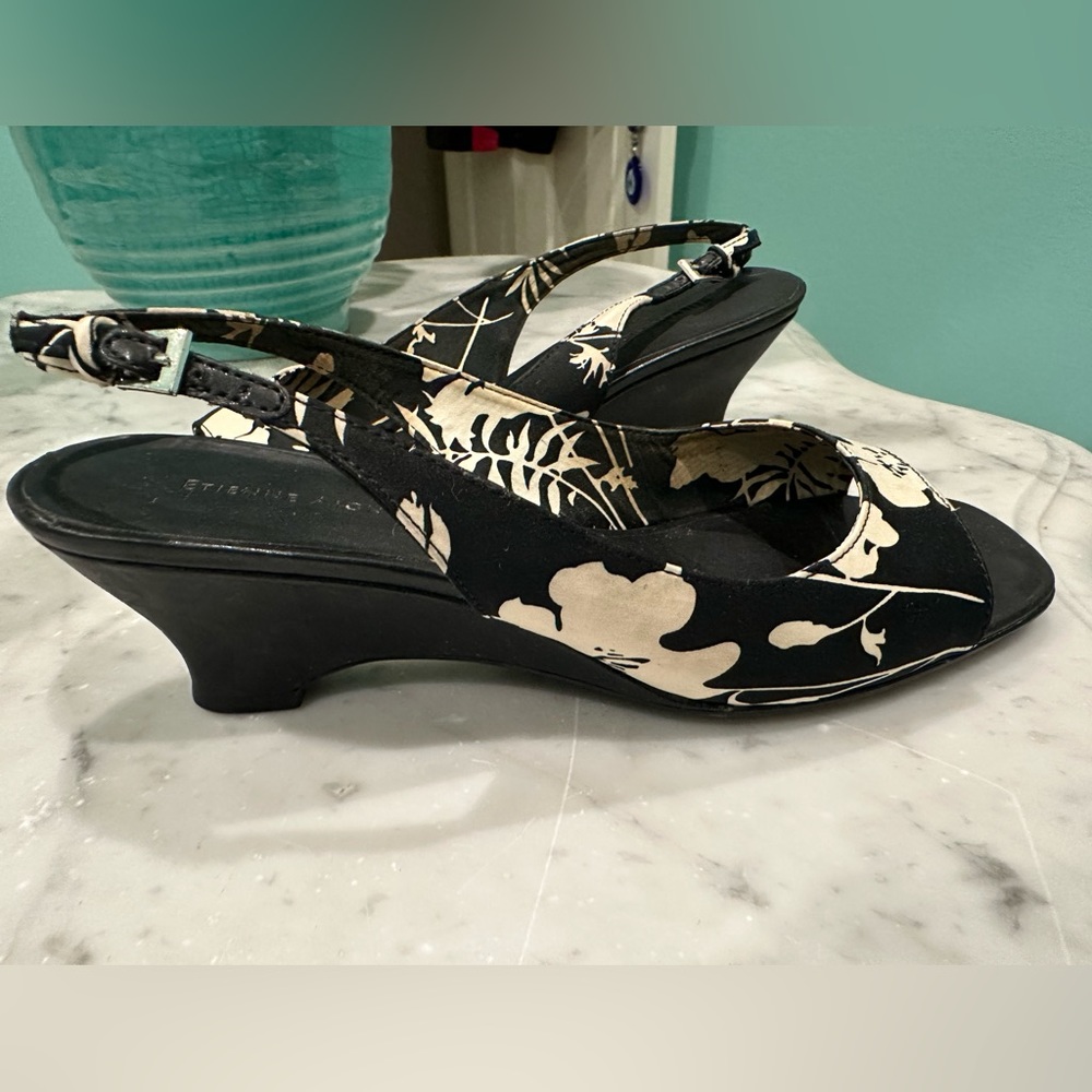 Black and cream floral wedges